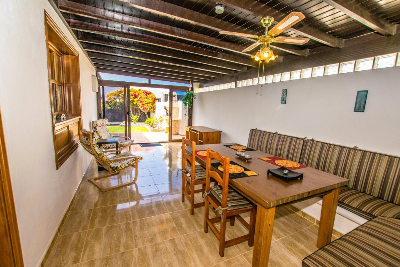 216 - Helena By Now Ltd Villa Playa Blanca (Lanzarote)