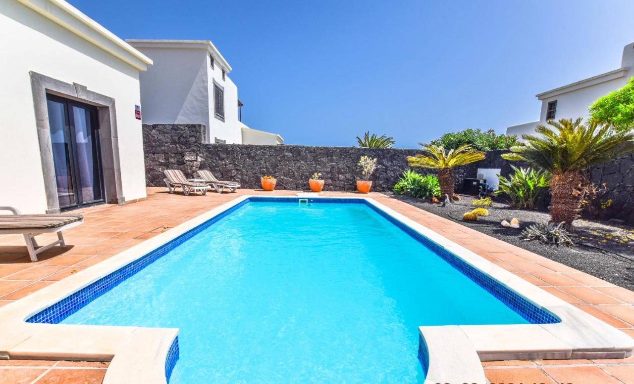 216 - Helena By Now Ltd * Playa Blanca (Lanzarote)