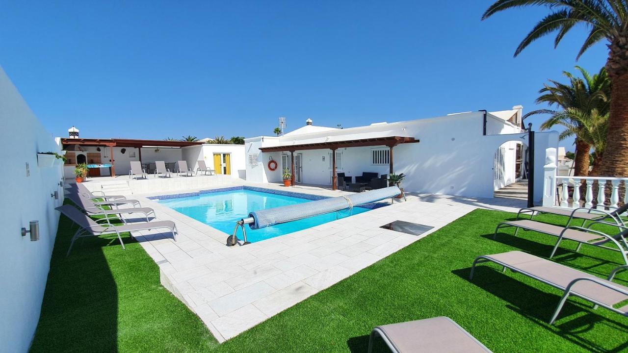 Stunning Sea View With 6 Bedrooms & Heated Pool - Renaissance Villa Playa Blanca (Lanzarote)