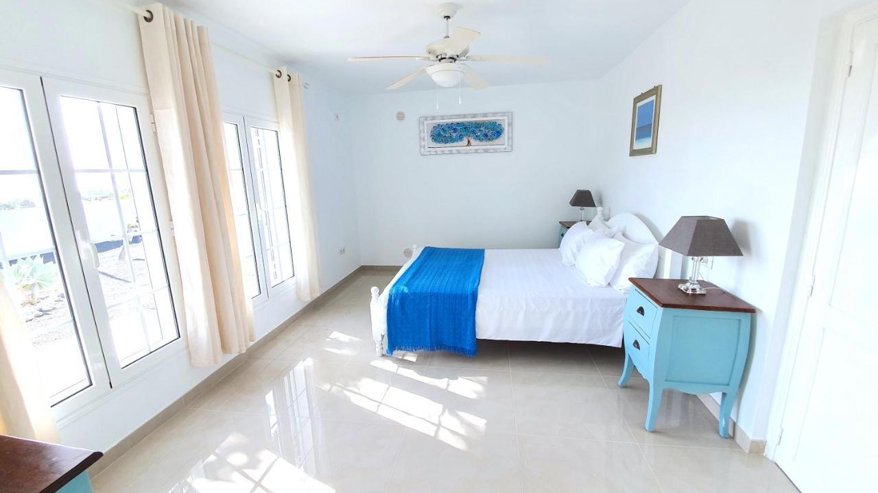 Villa Stunning Sea View With 6 Bedrooms & Heated Pool - Renaissance *