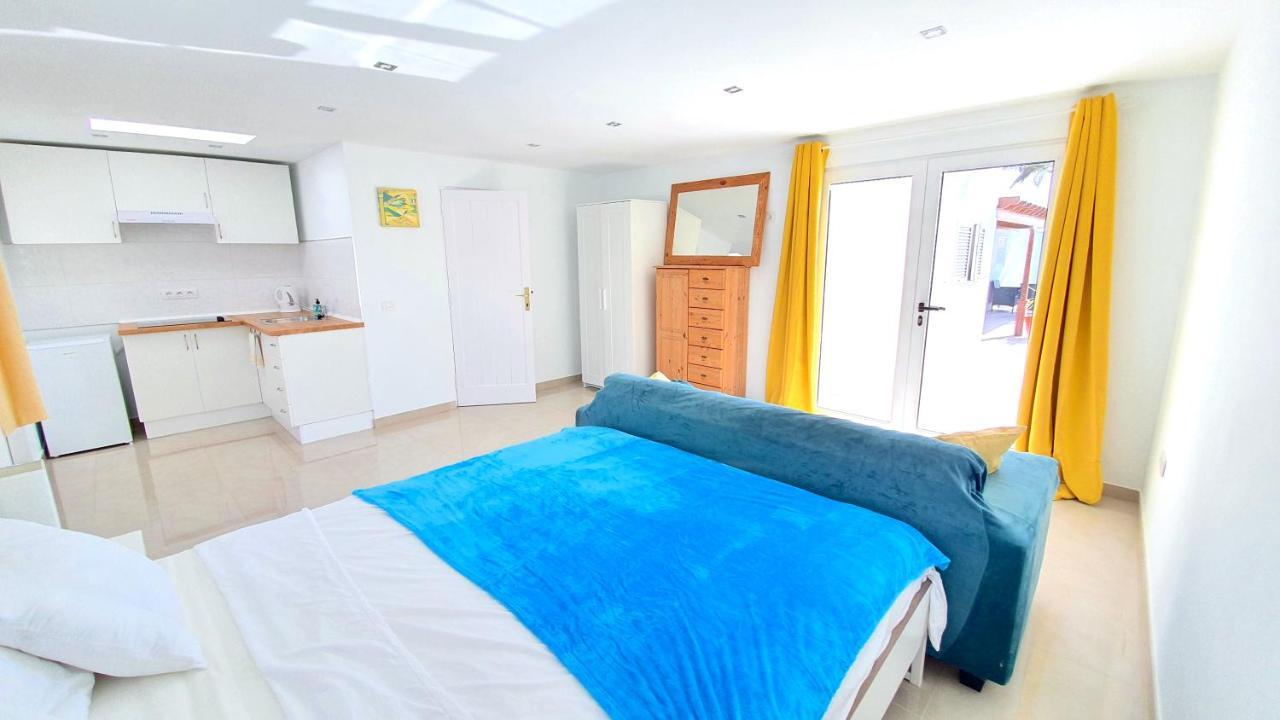 Stunning Sea View With 6 Bedrooms & Heated Pool - Renaissance