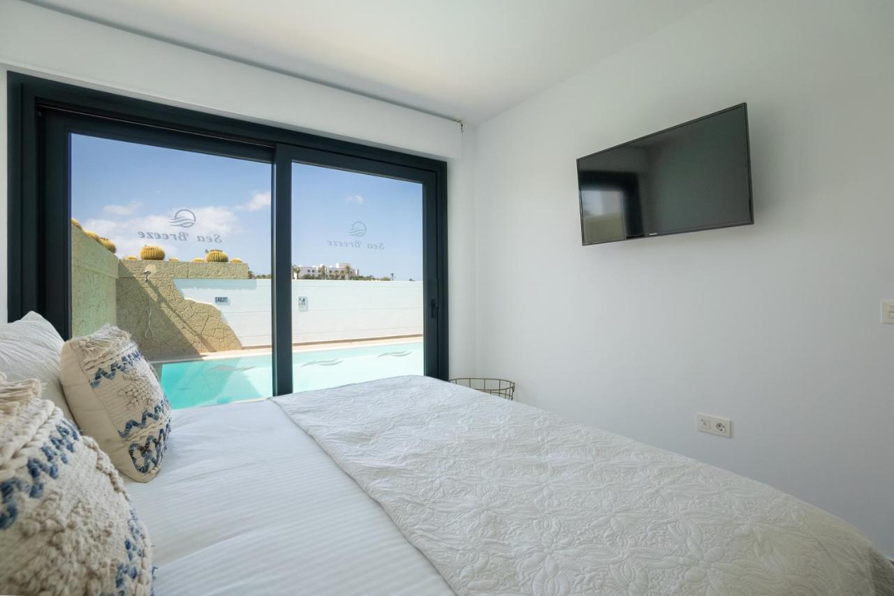 Villa Sea Breeze Lapa And Claca *