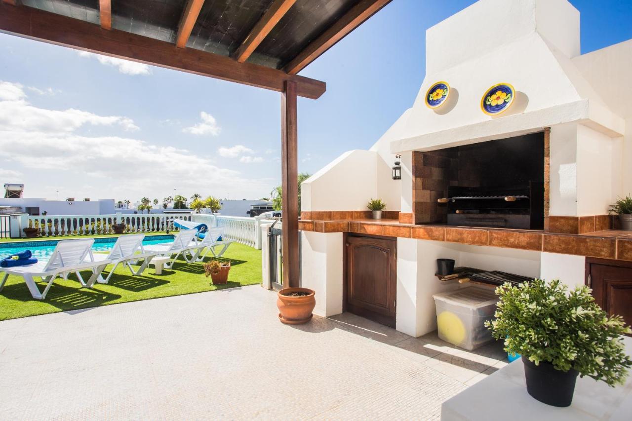 Villa Beautiful 2 Bed With Large Pool Casa Manana