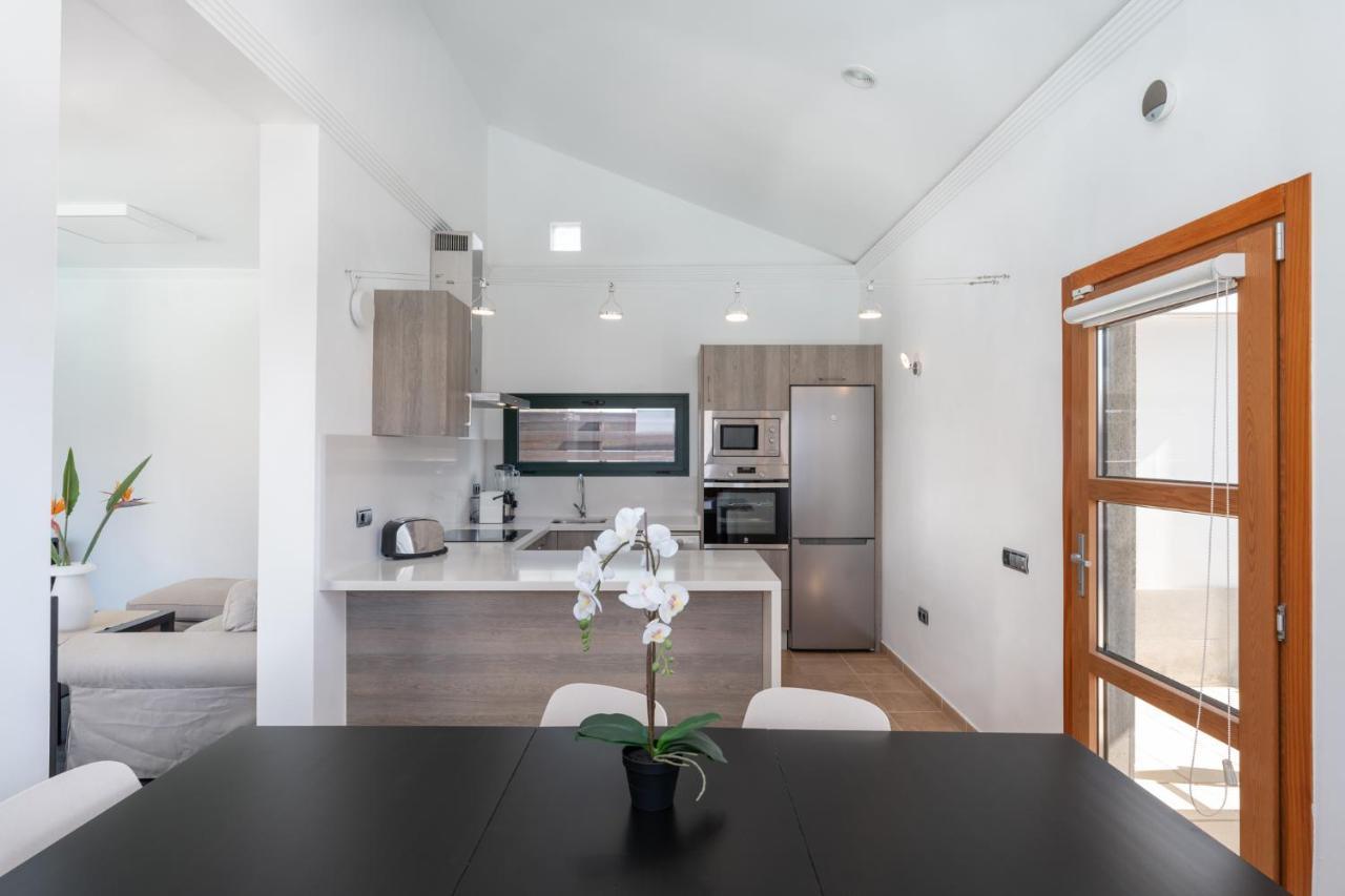 Ereza Villas Camelot *