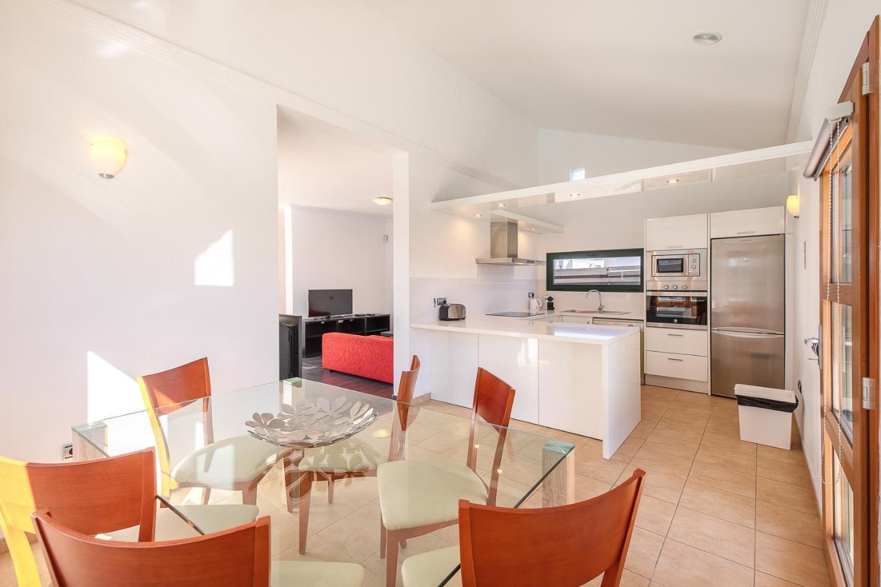 Villa Ereza Villas Camelot