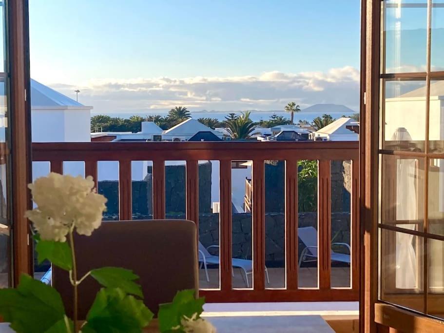 Luxury 4-bedroom With Heated Pool + Sea View