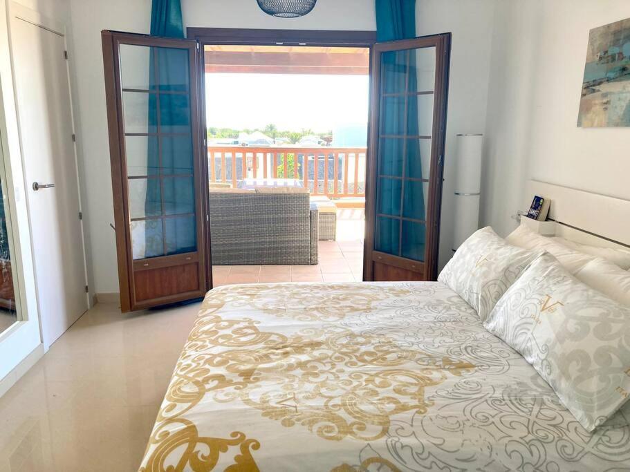 Villa Luxury 4-bedroom With Heated Pool + Sea View *
