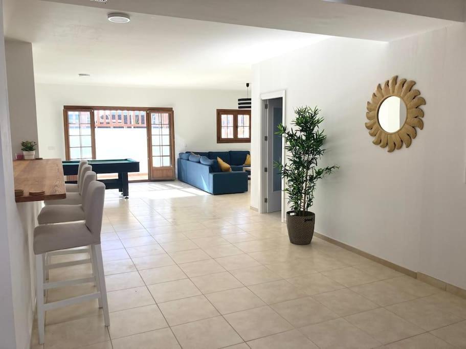 Luxury 4-bedroom With Heated Pool + Sea View Villa