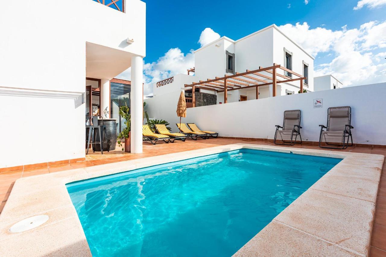 Casa Ernesto Villa *
