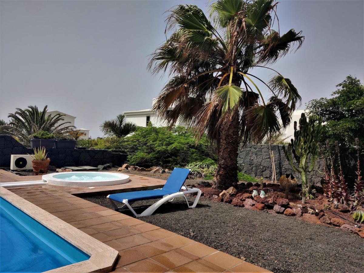 Marina Deluxe & Pool Villa