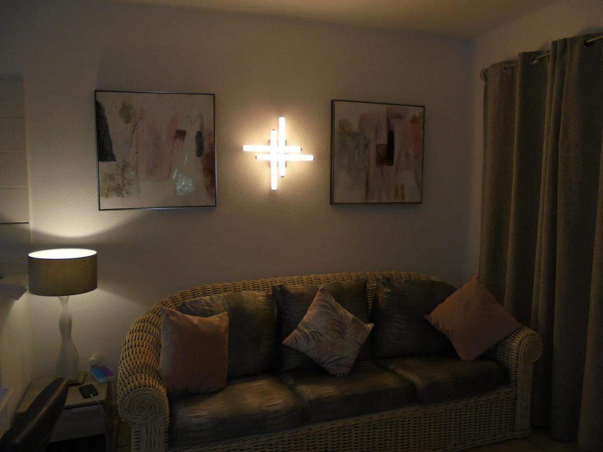 70 Las Brisas Apartment