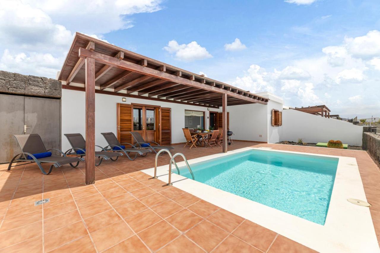 Lanzarote 3 Islas - Pool Heated Villa