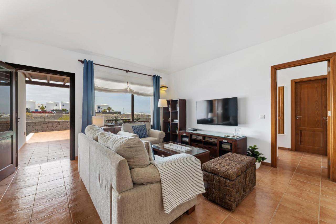 Lanzarote 3 Islas - Pool Heated Villa *