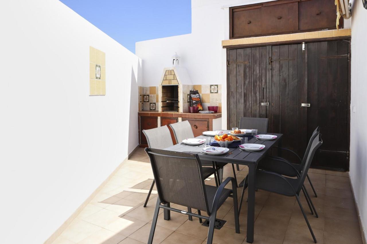 220 - Casa Hannah By Villas Now Ltd *