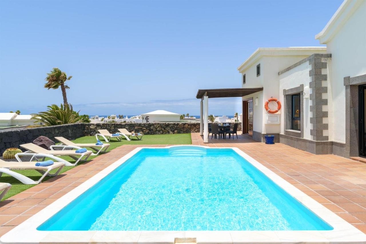 Dragos Villa