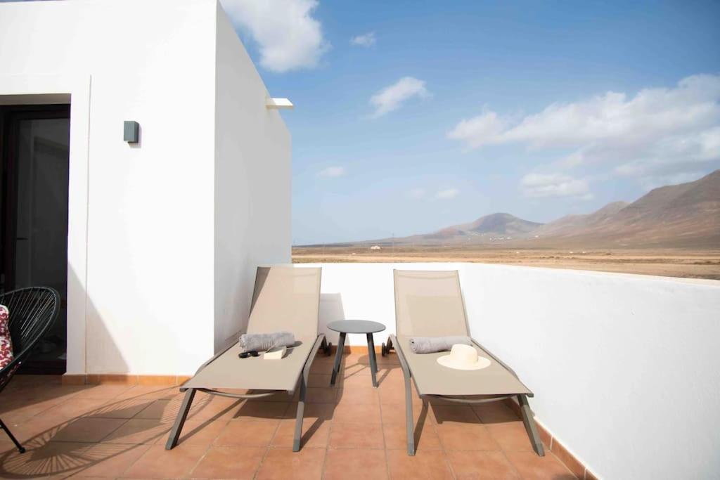 Luna Blanca - Modernes Ferienhaus Mit Privat Pool & Wlan * Playa Blanca (Lanzarote)