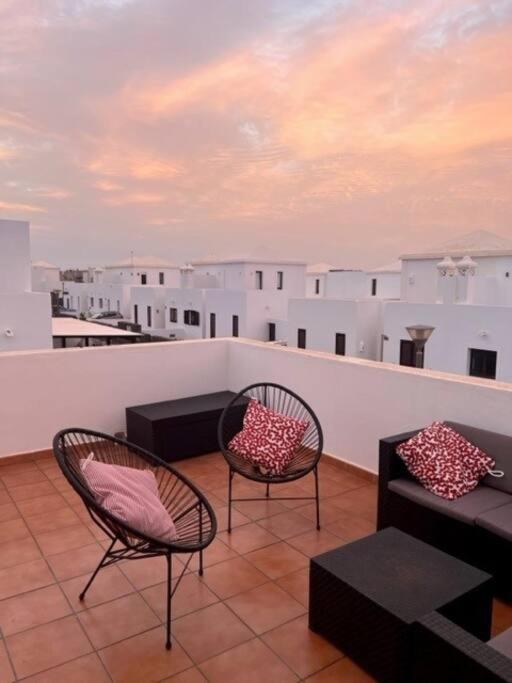 Luna Blanca - Modernes Ferienhaus Mit Privat Pool & Wlan Playa Blanca (Lanzarote)
