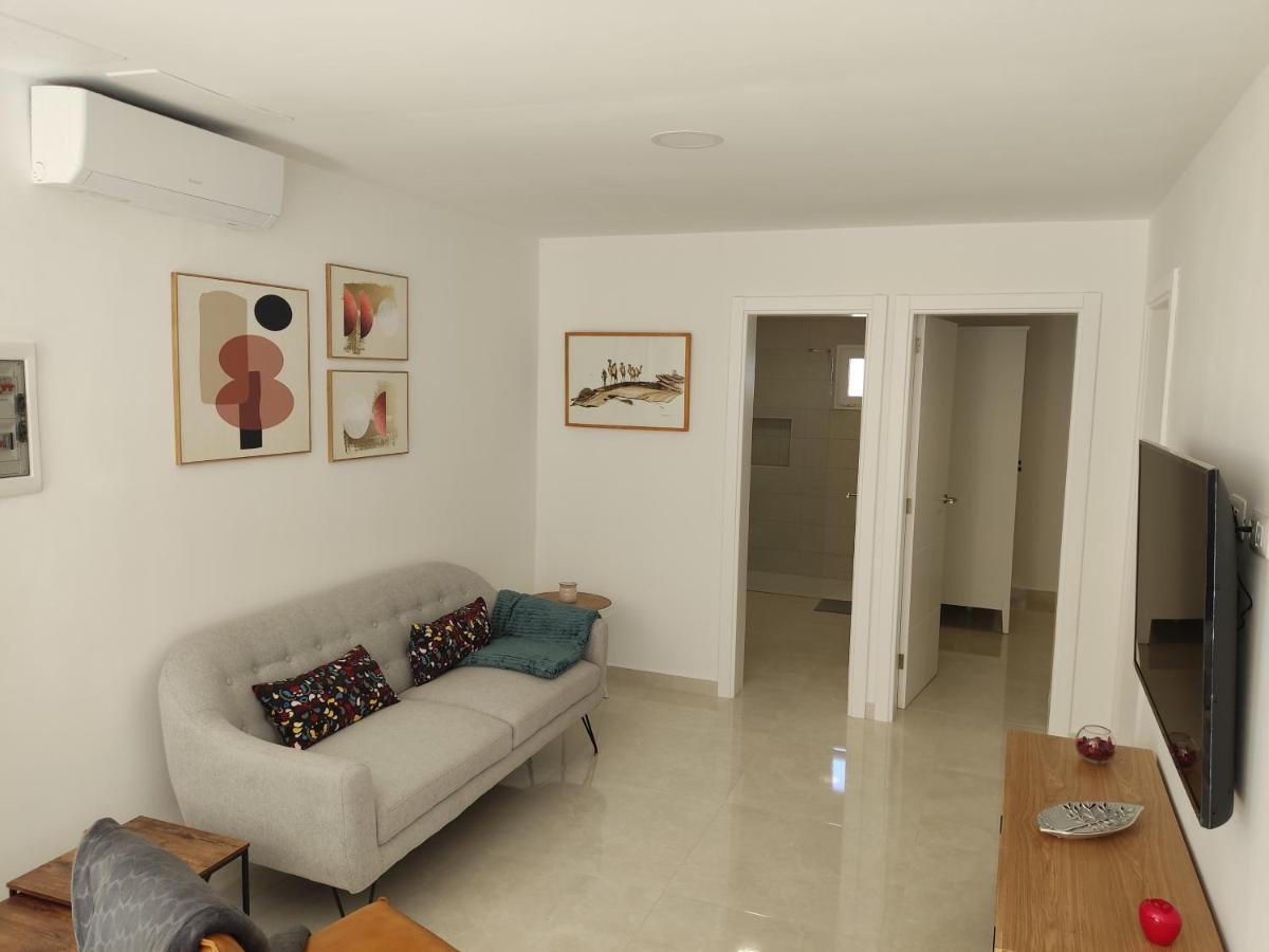 Casa Hubara Lanzarote, Brand New, Bright And Quiet *