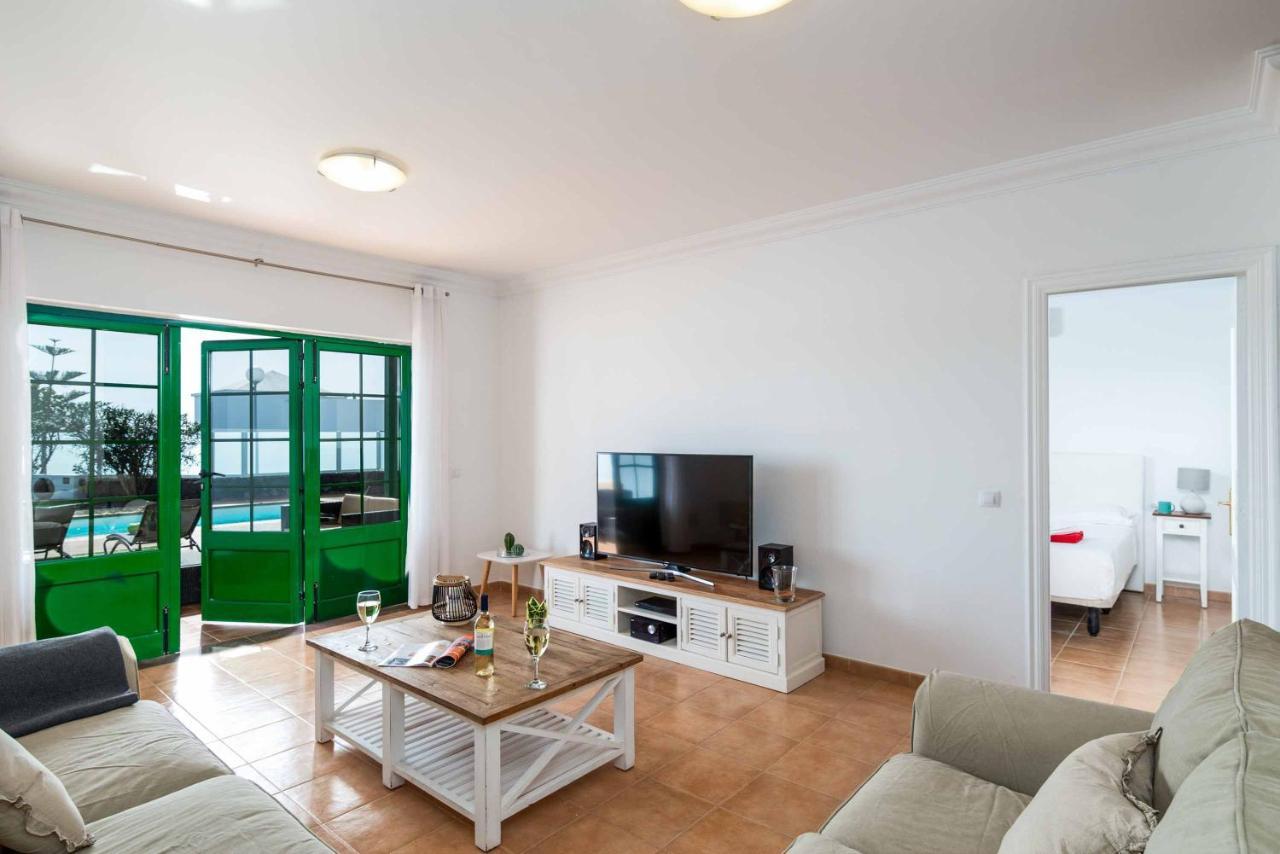 Bonaci Villa *