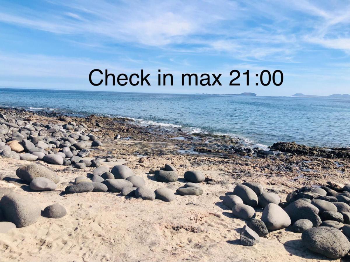Mariola With Private Pool, Sea View, Sat-tv & Free Wifi