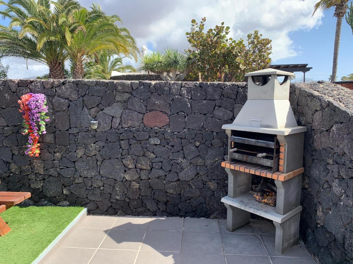 Basement Very Large Fantastic Location * Playa Blanca (Lanzarote)