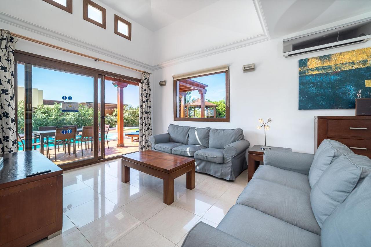 Alegria Villa