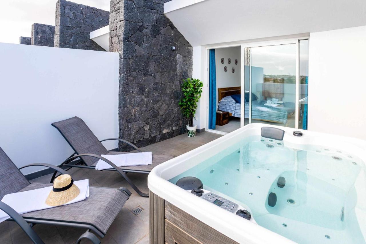 Monterey House * Playa Blanca (Lanzarote)
