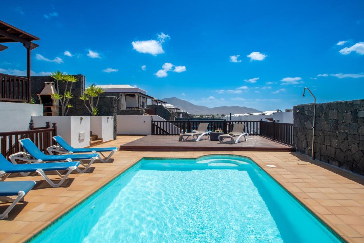 Casa Laura Vista Lobos - Spacious With Heatable Pool And Sea Views *