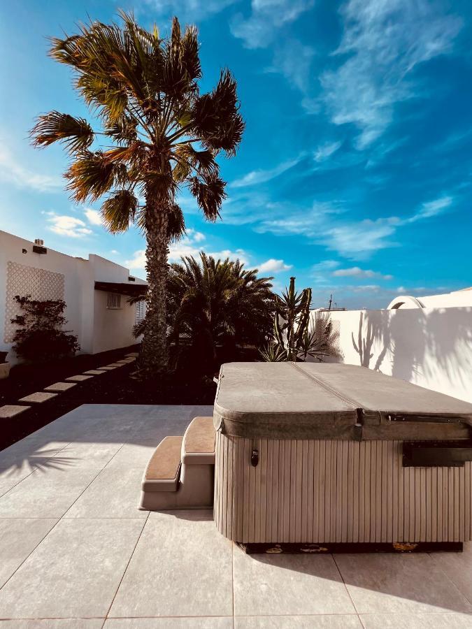 Casa Alizee, Heated Pool, Hot Tub Holiday home
