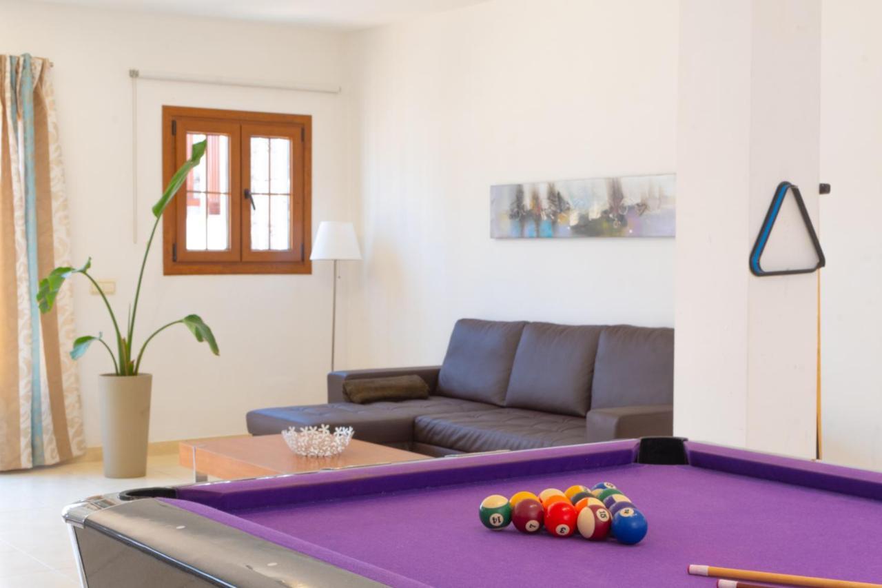 Villa Casa Laura Vista Lobos - Spacious With Heatable Pool And Sea Views Playa Blanca (Lanzarote)