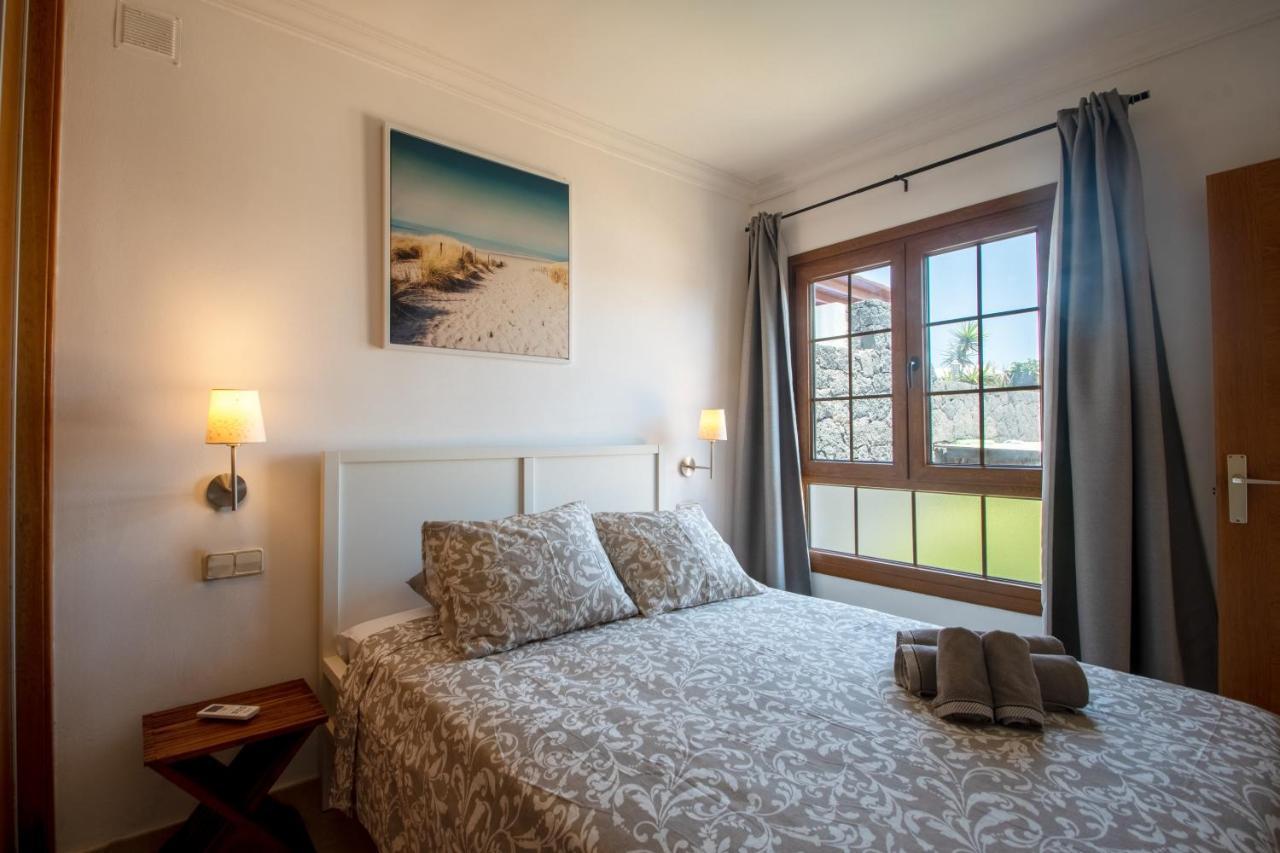 Casa Laura Vista Lobos - Spacious With Heatable Pool And Sea Views