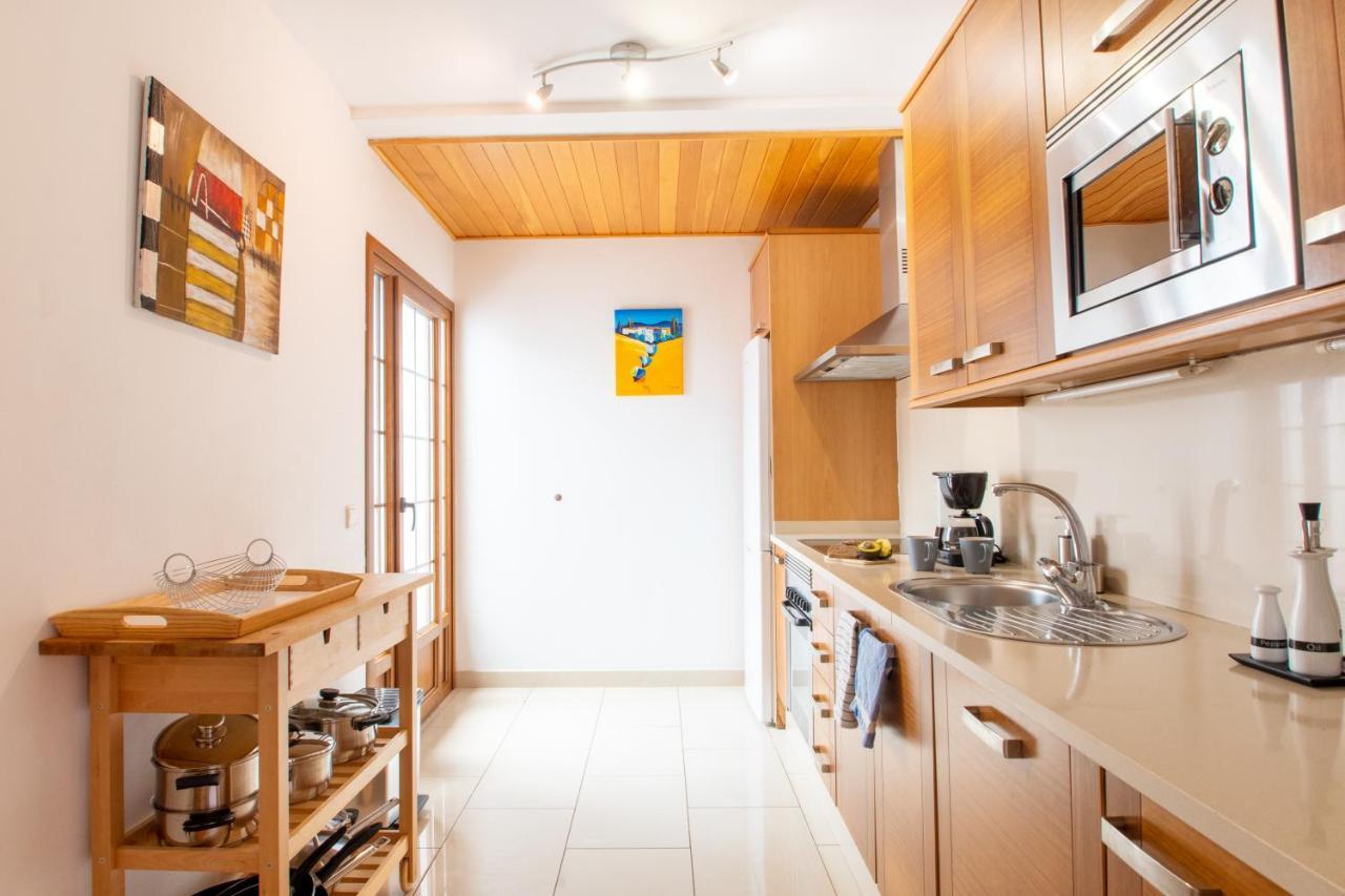 Villa Casa Laura Vista Lobos - Spacious With Heatable Pool And Sea Views Playa Blanca (Lanzarote)