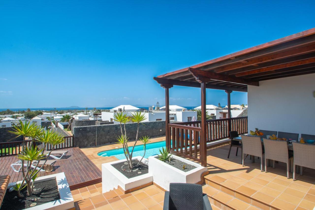 Casa Laura Vista Lobos - Spacious With Heatable Pool And Sea Views