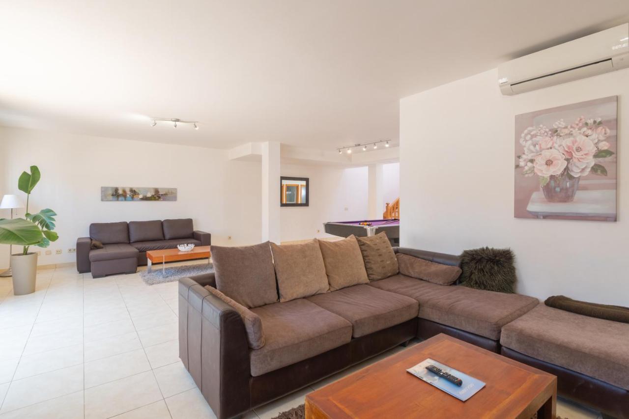 Casa Laura Vista Lobos - Spacious With Heatable Pool And Sea Views Playa Blanca (Lanzarote)