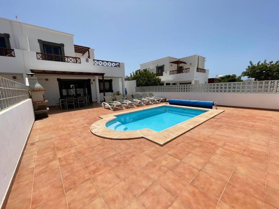 Eslanzarote Varadero, Heated Pool Pousada