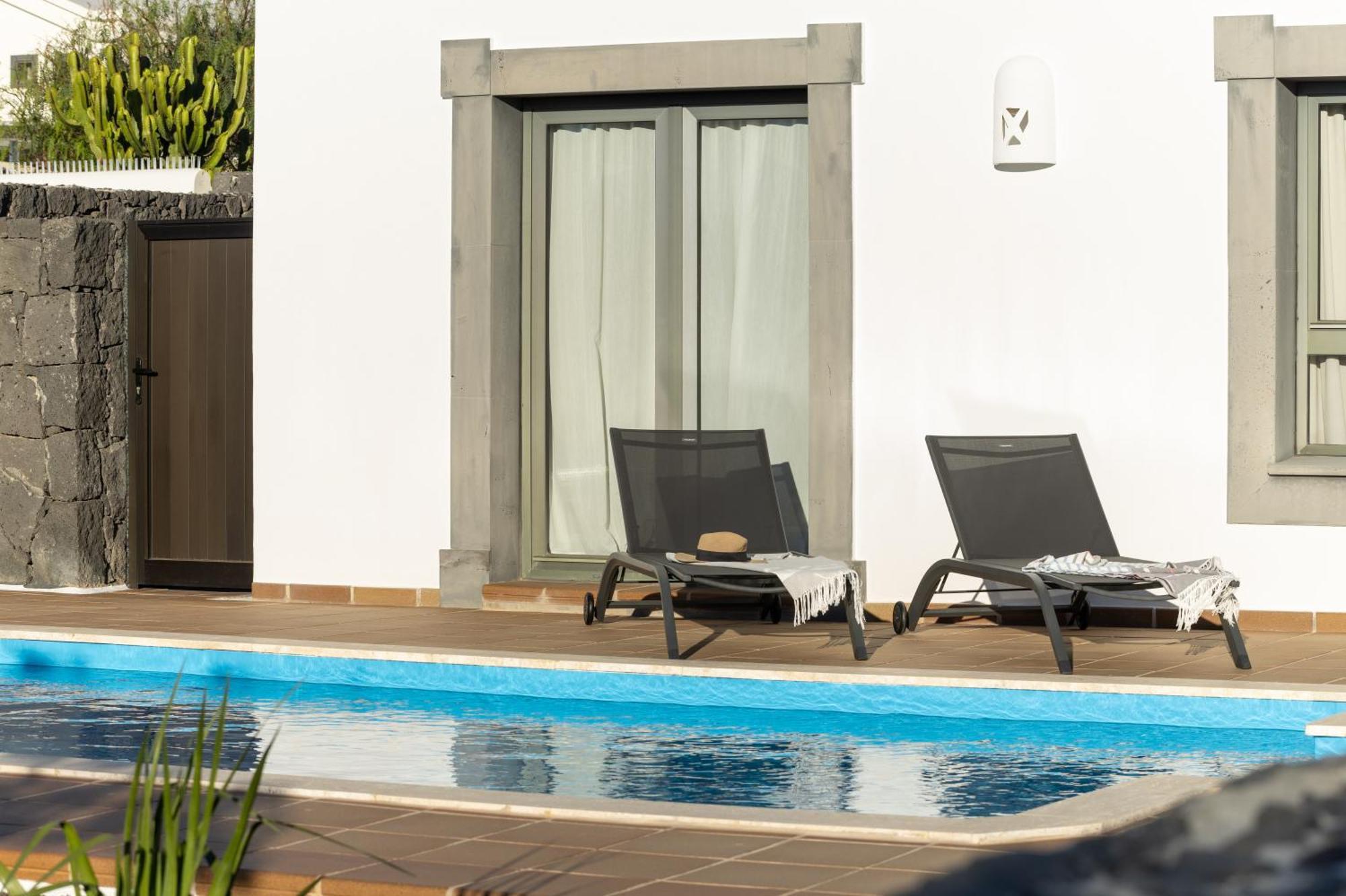 Mo Luxury Heated Pool Playa Blanca (Lanzarote)