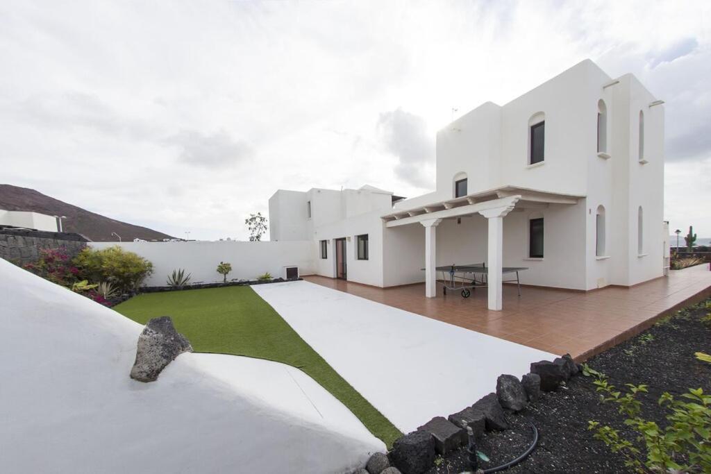Sunset Faro Deluxe & Pool Playa Blanca (Lanzarote)