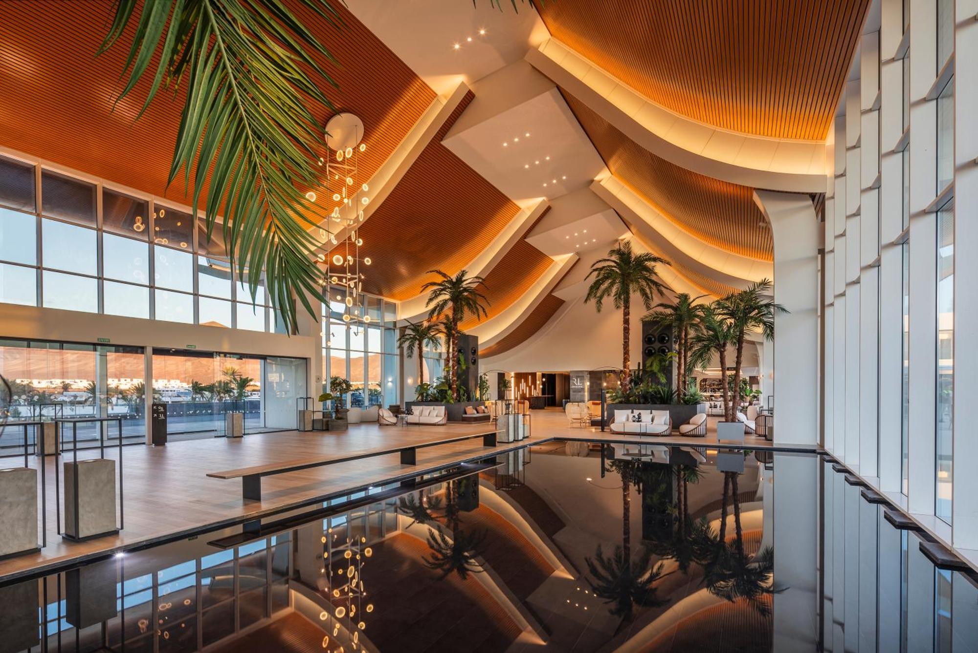 Barcelo Hotel 4*
