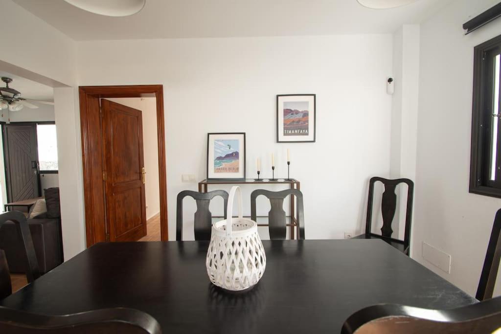 Casa Marlay Spacious, Heated Pool, Bbq & Fast Wi-fi Only 15 Minutes Walk To Town Holiday home
