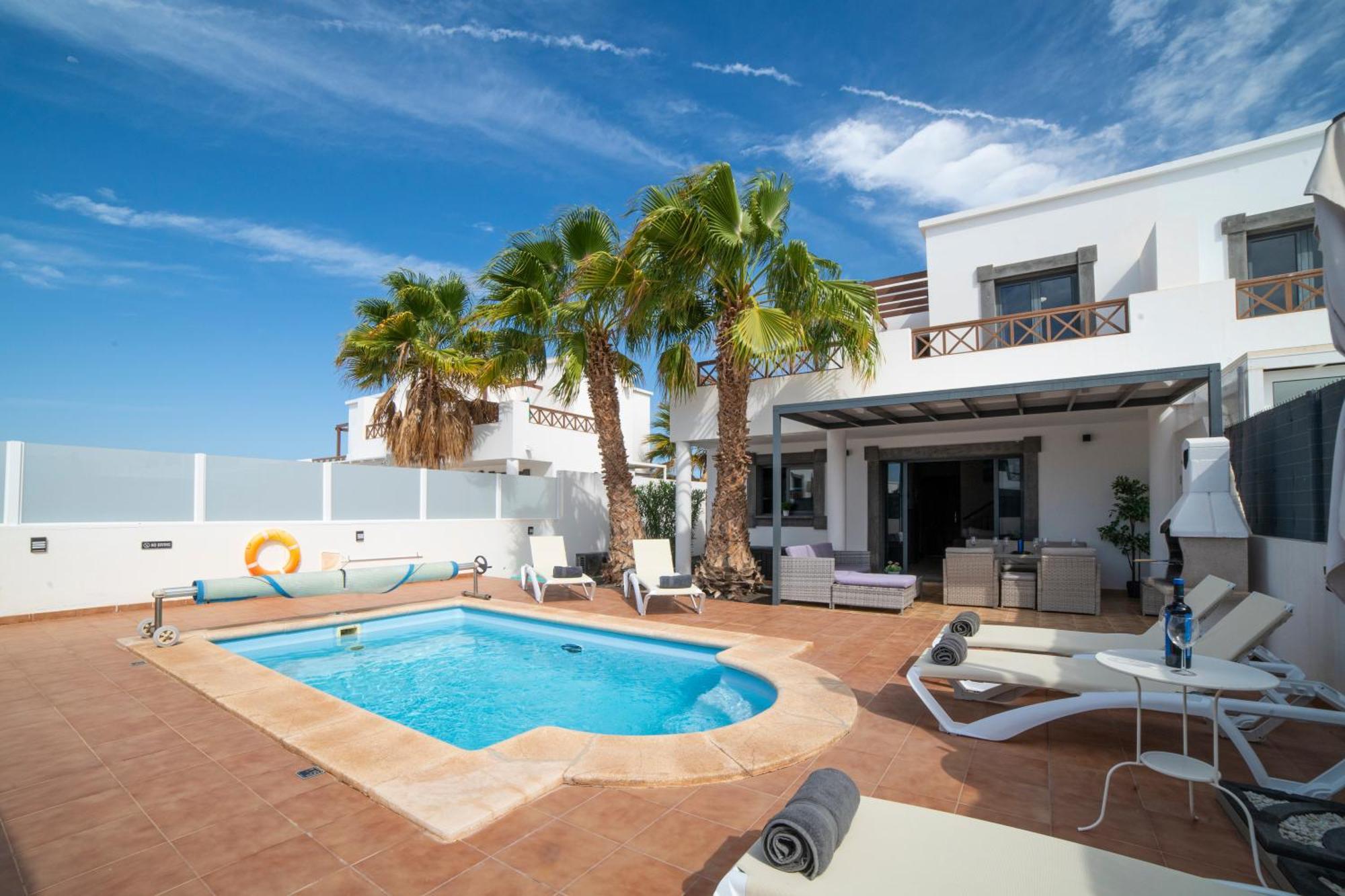 Ariana - Playa Blanca (Lanzarote)