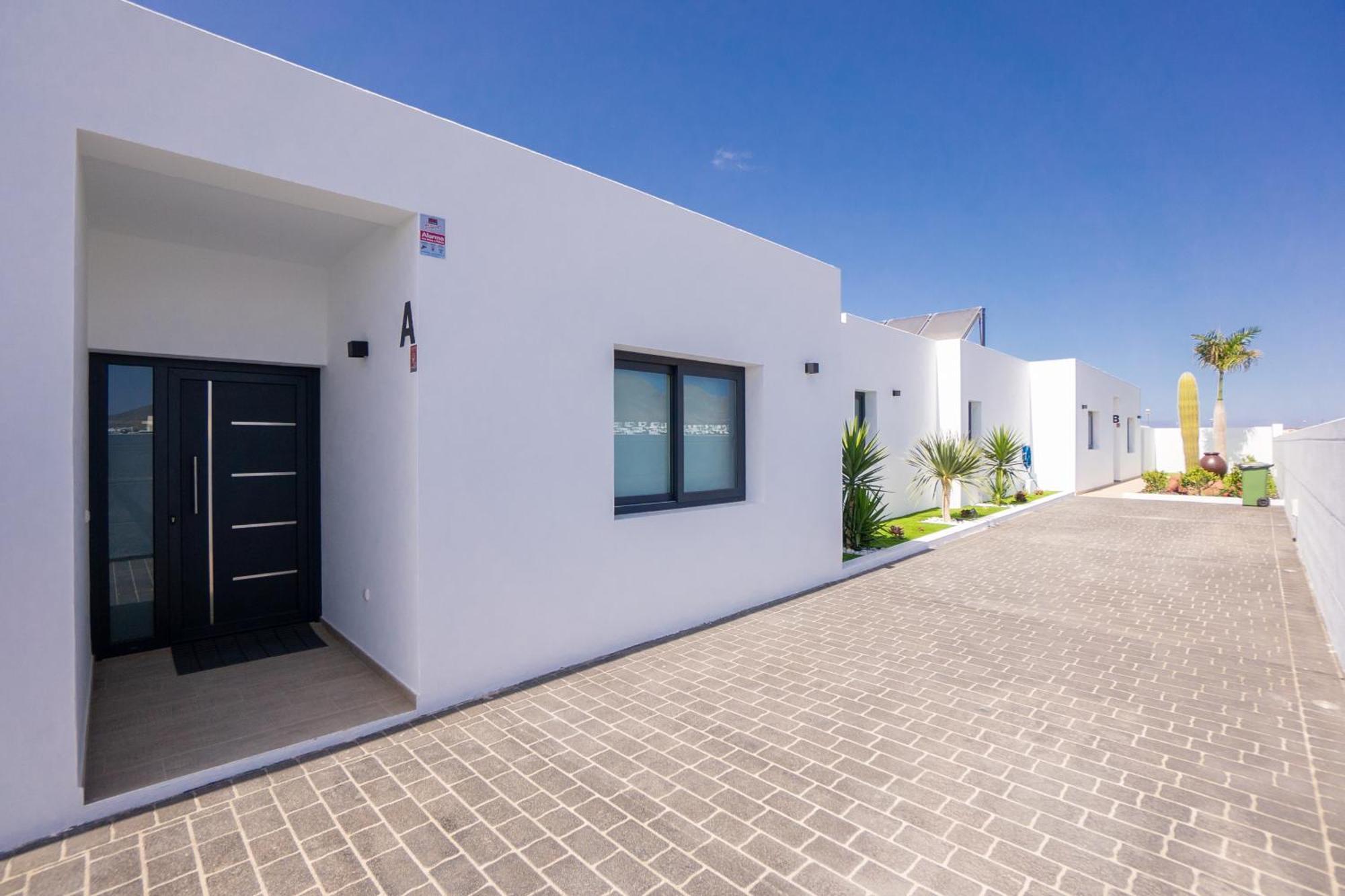 Sea Breeze Lapa And Claca Villa Playa Blanca (Lanzarote)