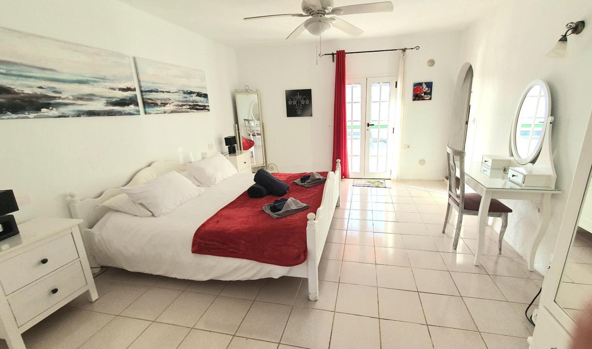 Stunning Sea View With 6 Bedrooms & Heated Pool - Renaissance Playa Blanca (Lanzarote)