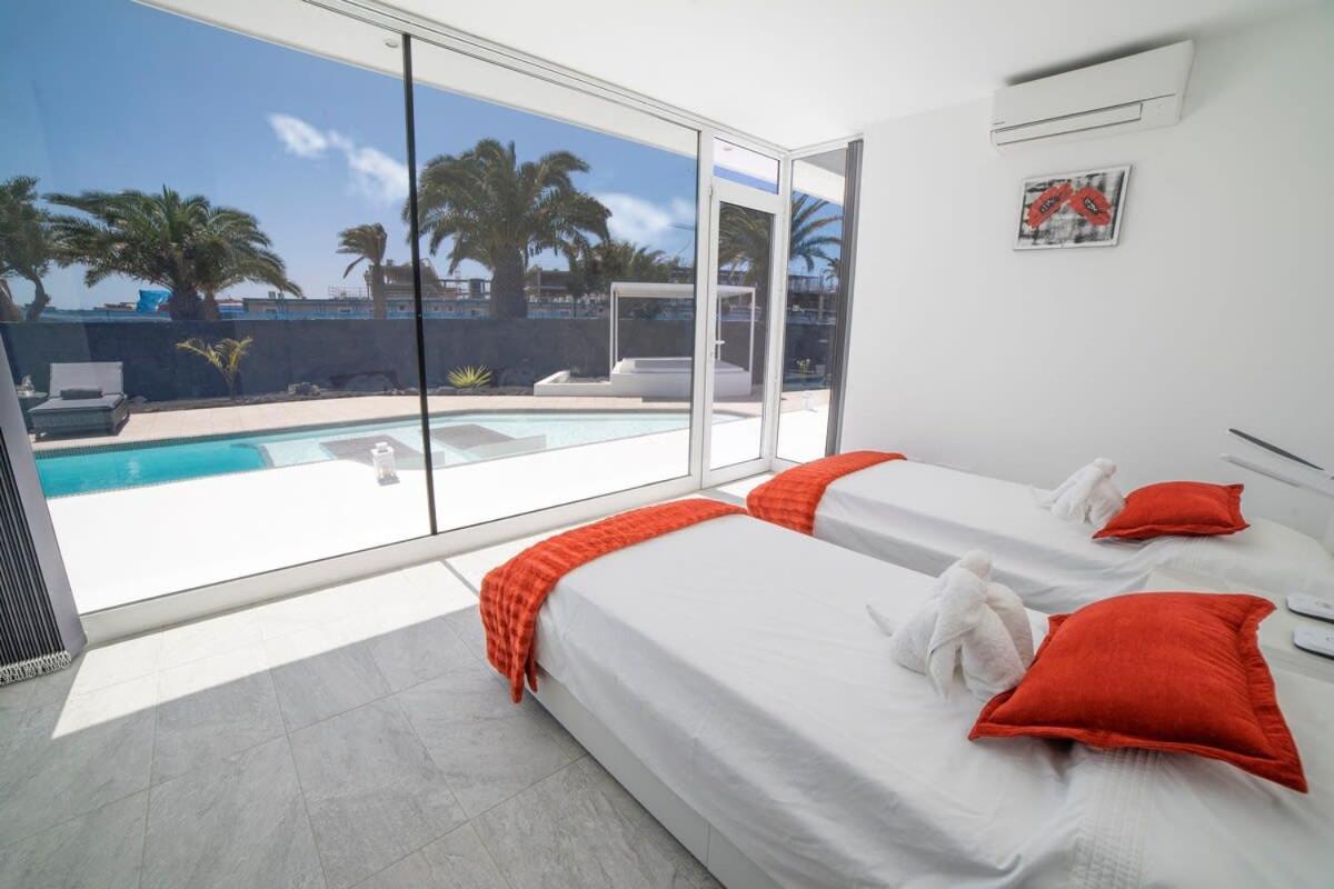 Odyssey With Private Heated Pool In Villa *