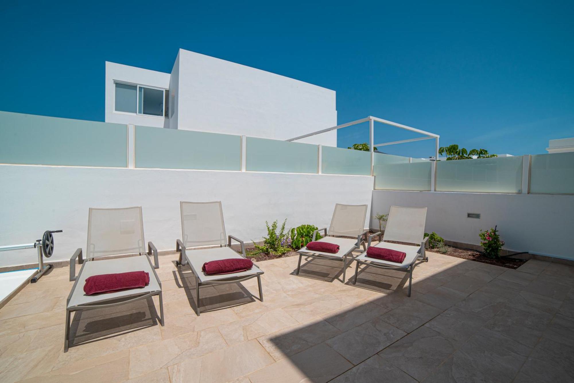 Ocean Wave - Sea Views - Private Pool