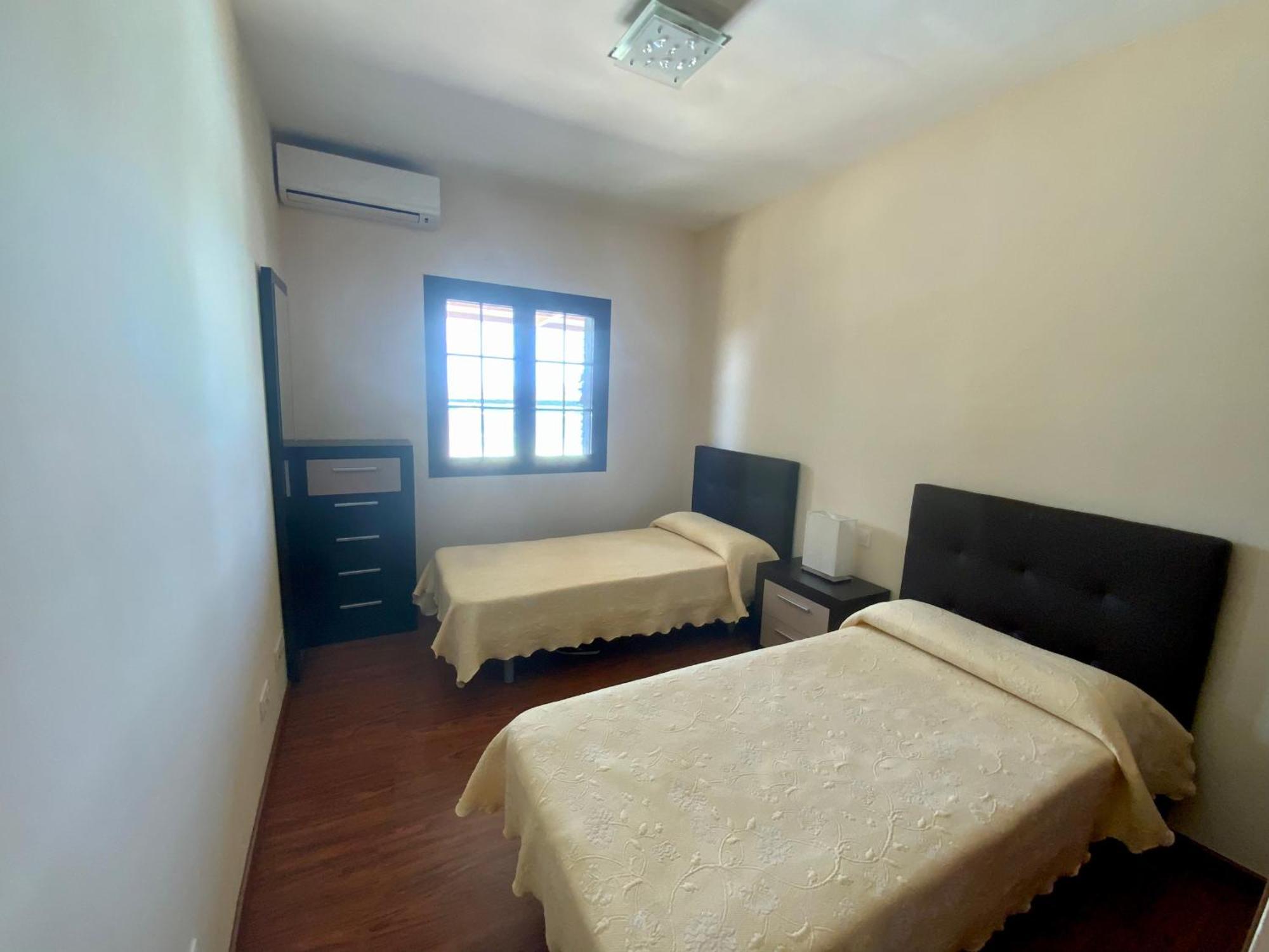 Abuelo Paco - Private Heated Pool Villa