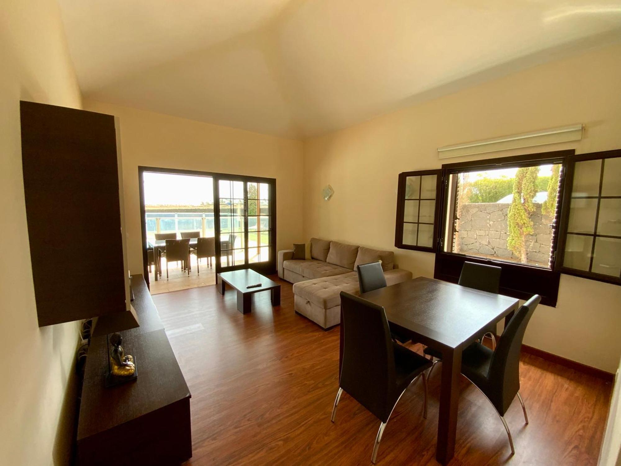 Abuelo Paco - Private Heated Pool Villa