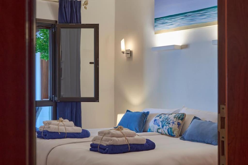 Casa Petra Peaceful & Private, Sea Views, Pool & Bbq * Playa Blanca (Lanzarote)
