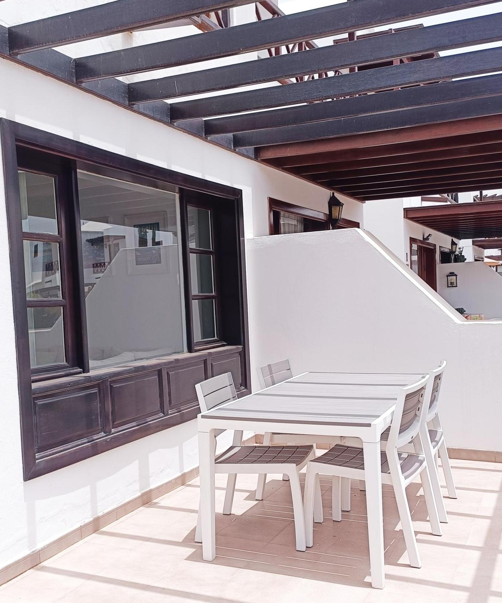 Lovely Casa Felicidad, Swimming Pool, Wifi X Private Garden Playa Blanca (Lanzarote)