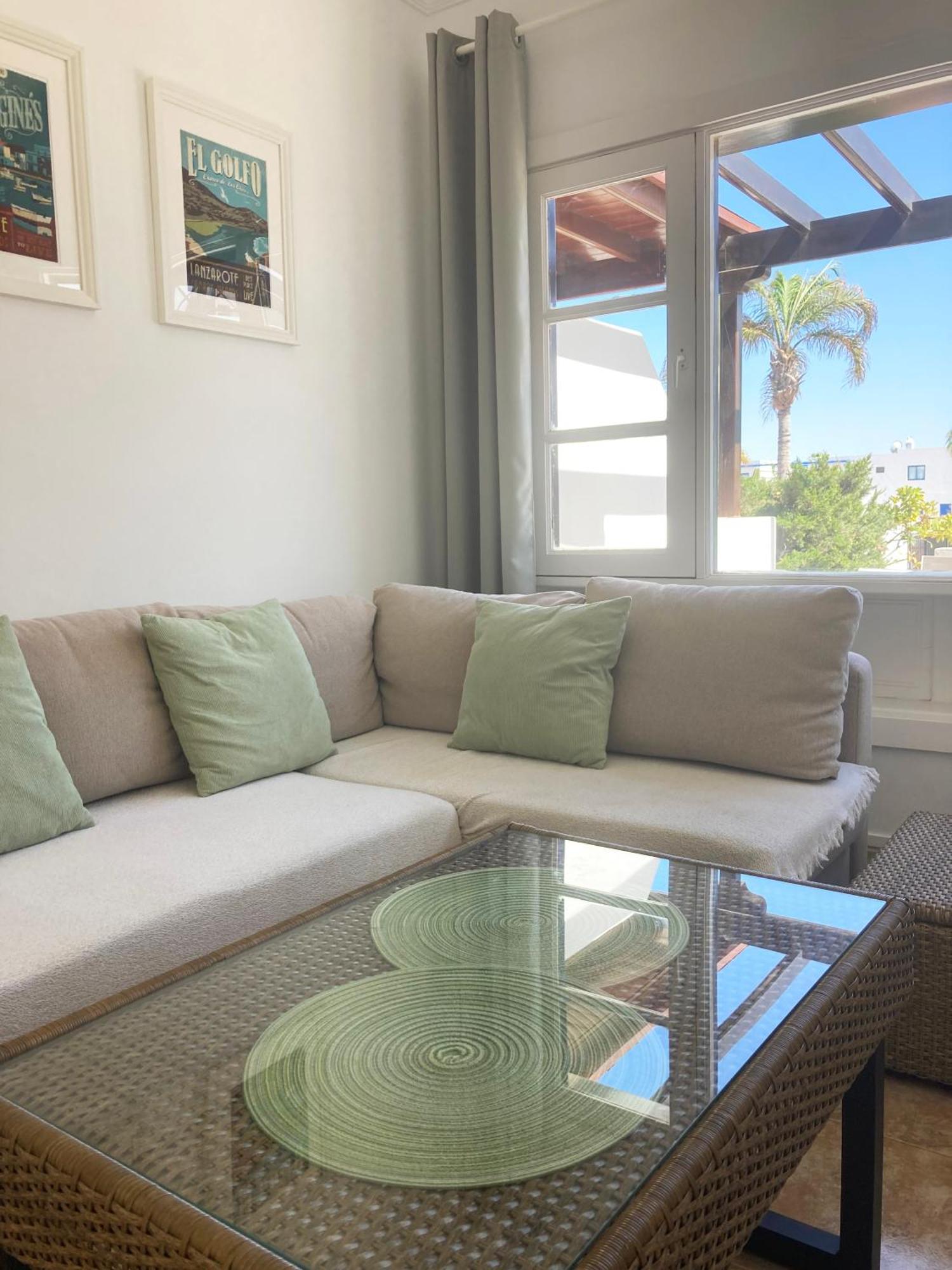 Lovely Casa Felicidad, Swimming Pool, Wifi X Private Garden Сasa de vacaciones