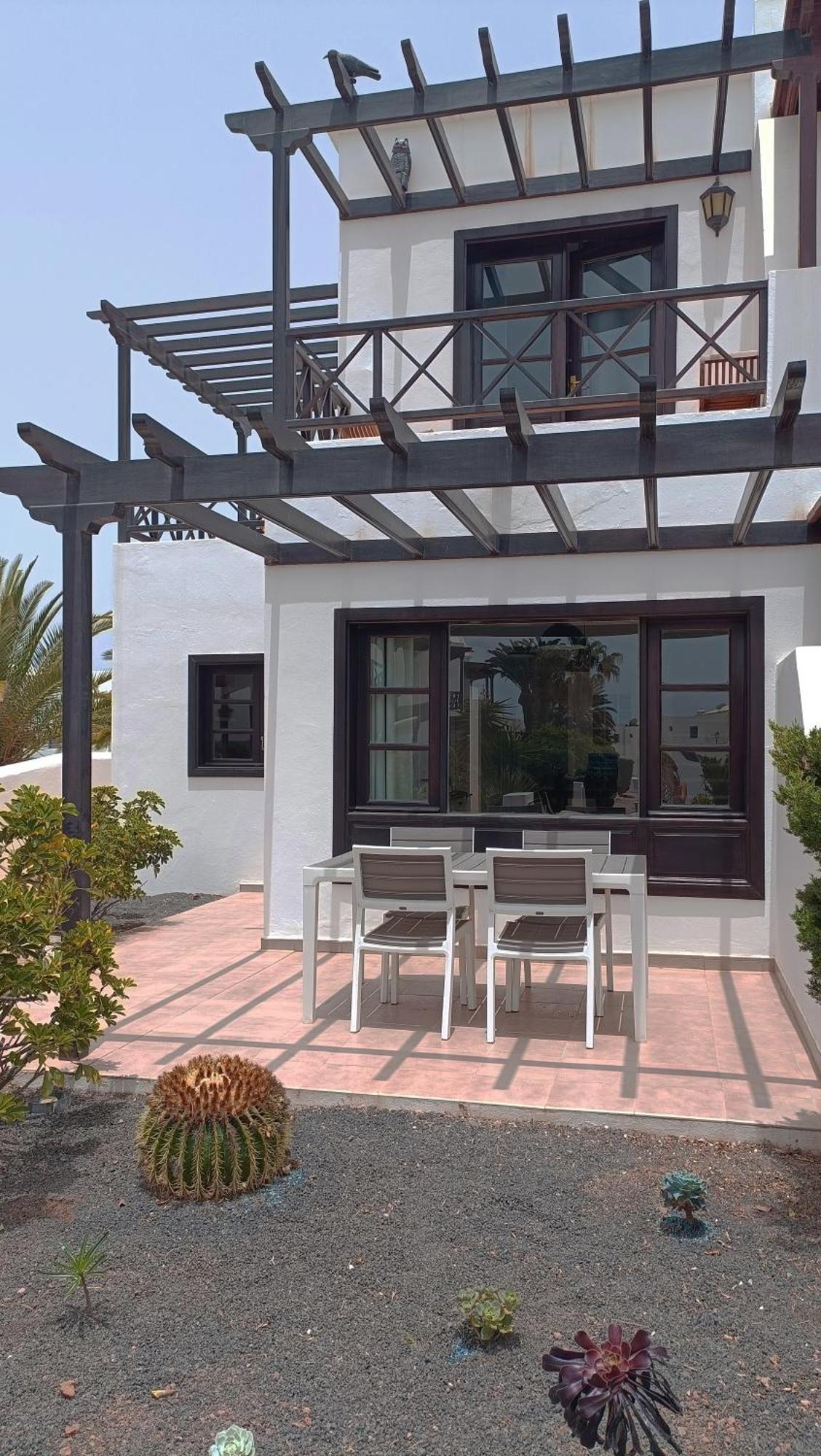 Lovely Casa Felicidad, Swimming Pool, Wifi X Private Garden Playa Blanca (Lanzarote)